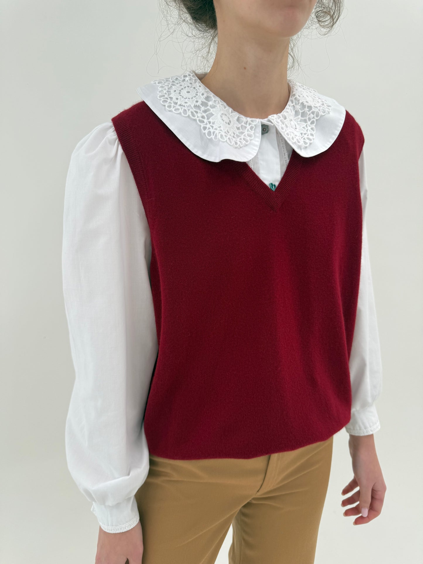 Top / vesta din cașmir high end burgundy cu grad redus de peeling