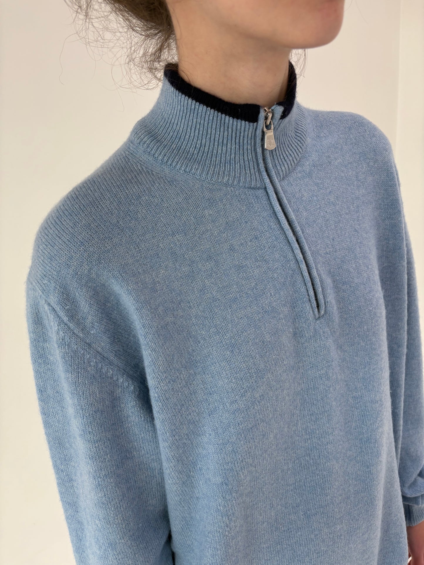 Maleta italiană groasa baby blue din lana extrafina de gramaj mare