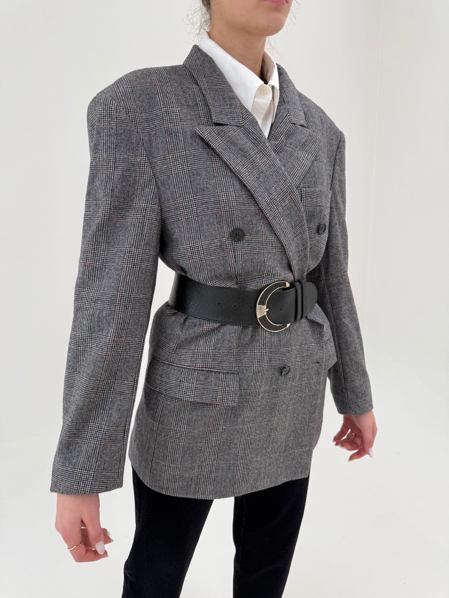 Sacou vintage cu închidere dublă din lana în carouri fine și revere late