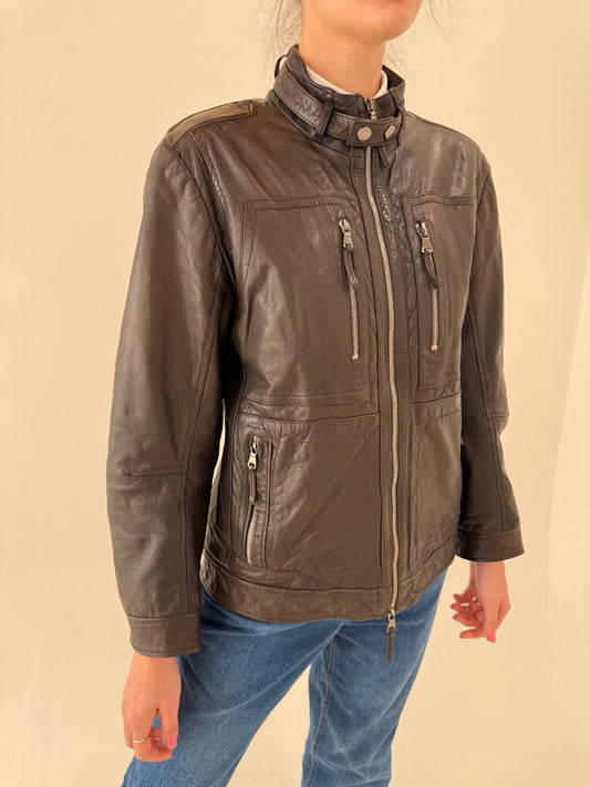 Geacă Hugo Boss în croi actual din piele naturală chocolate brown