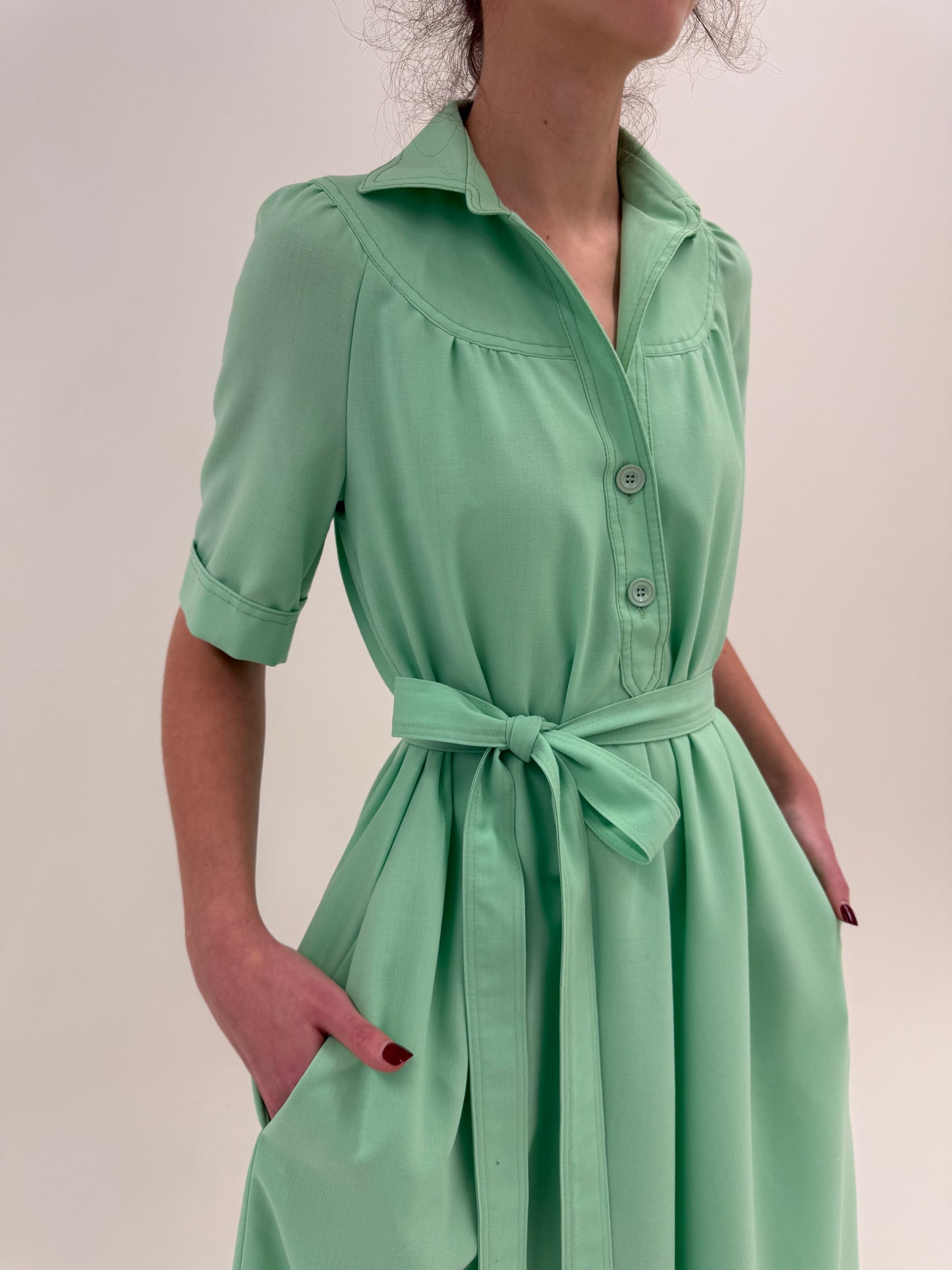 Rochie vintage în croi de ani 50 midi spre maxi din lana extrafina cu talie marcată