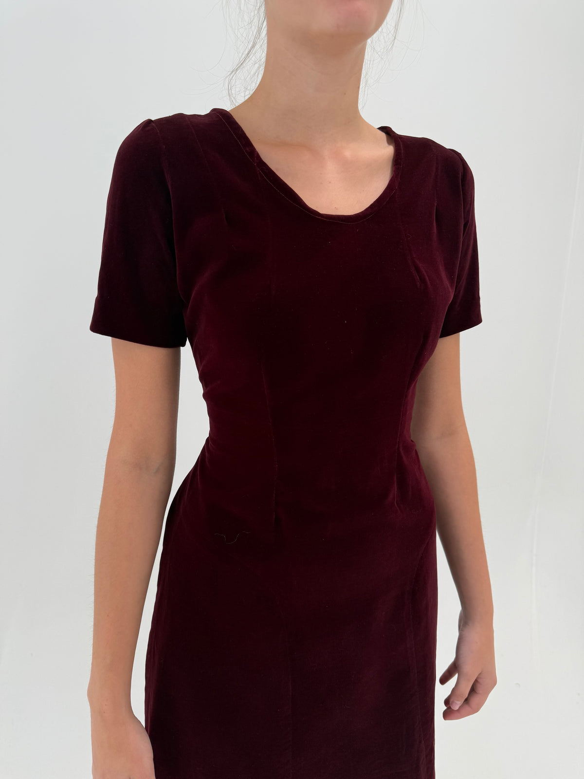 Rochie vintage dark red superb din catifea premium de bumbac în croi atemporal