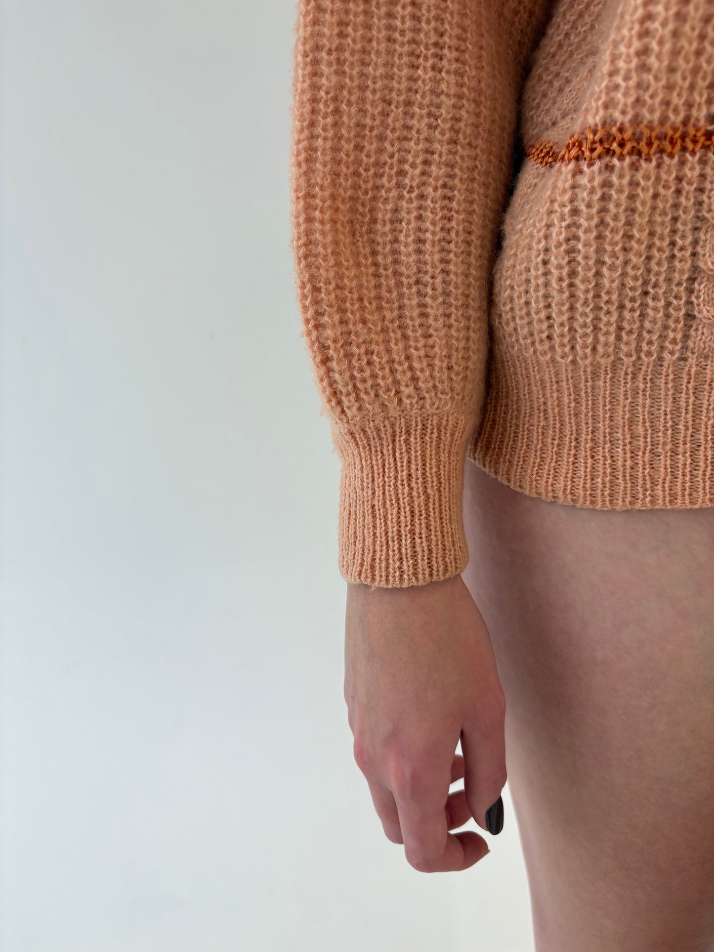 Pulover vintage peach nude din mix de lana extrafina pufoasă