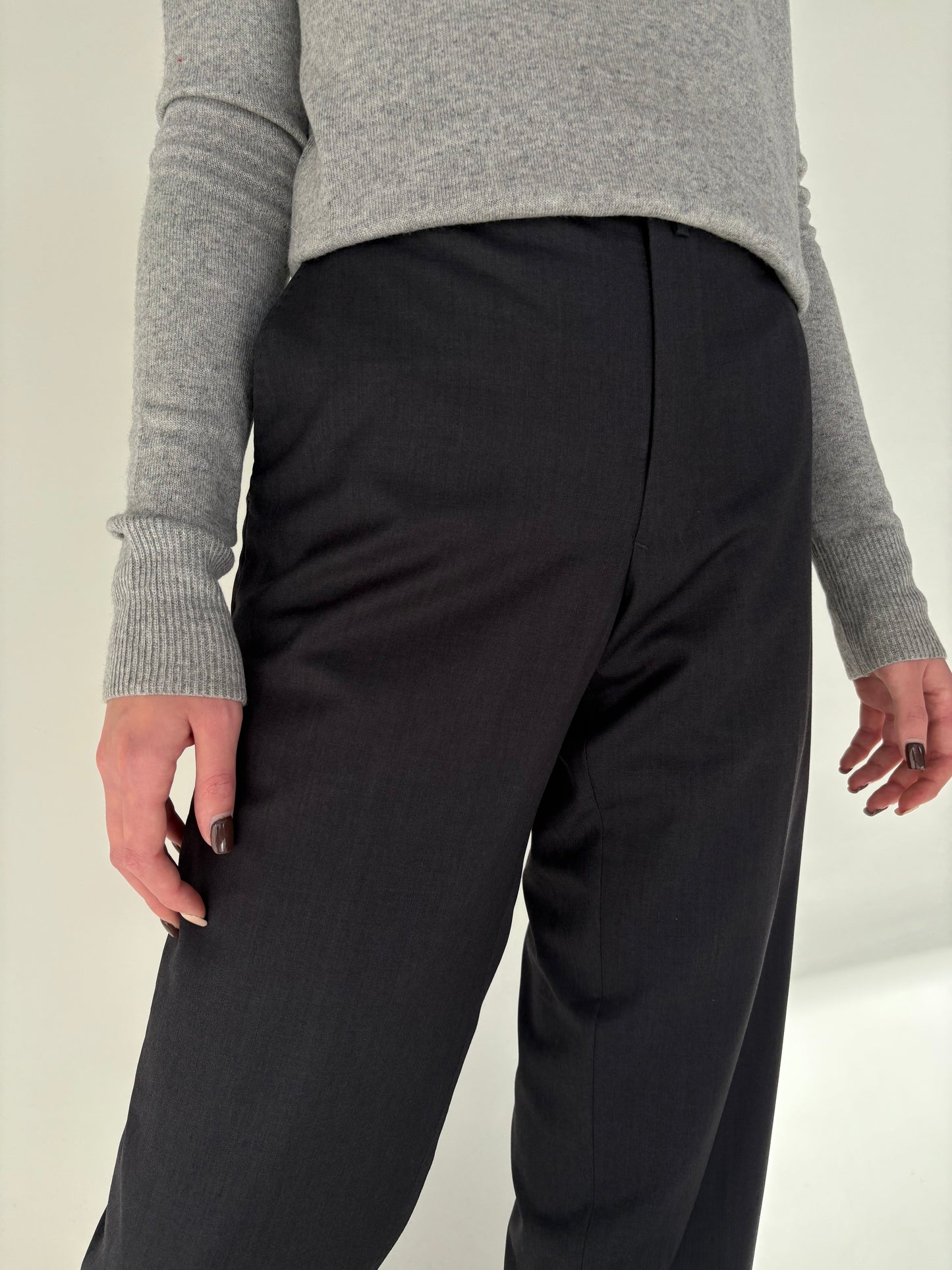 Pantaloni charcoal gray din lana extrafina