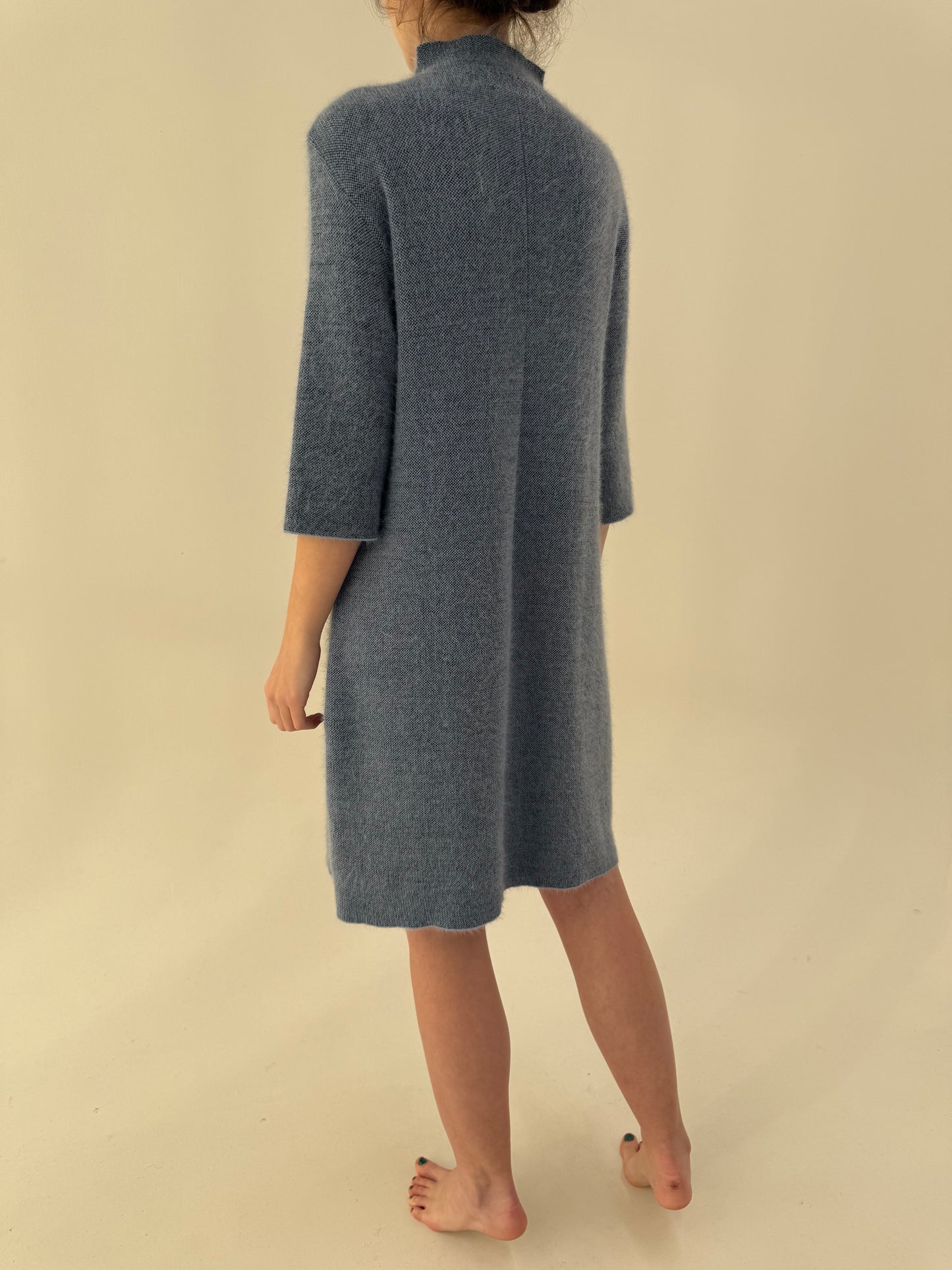 Rochie baby blue italiană din tricot texturat melanj în croi minimalist