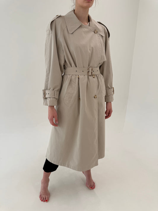 Trench vintage nude in croi lung din gabardină cu talie reglabilă