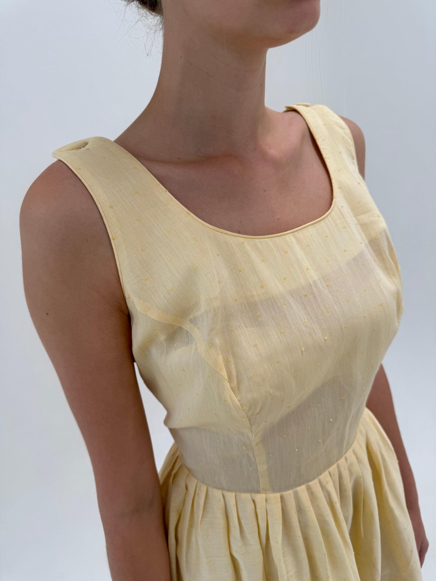 Rochie old vintage anii 50 din pânză pretioasa de bumbac în croi ultra cambrat