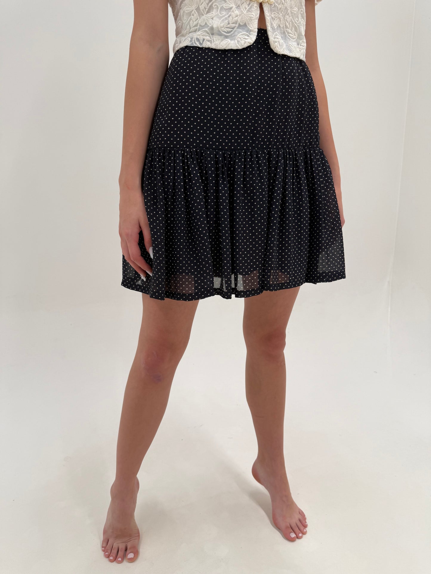 Fustă mini neagră Max Mara vintage cu buline albe din mix de mătase naturală