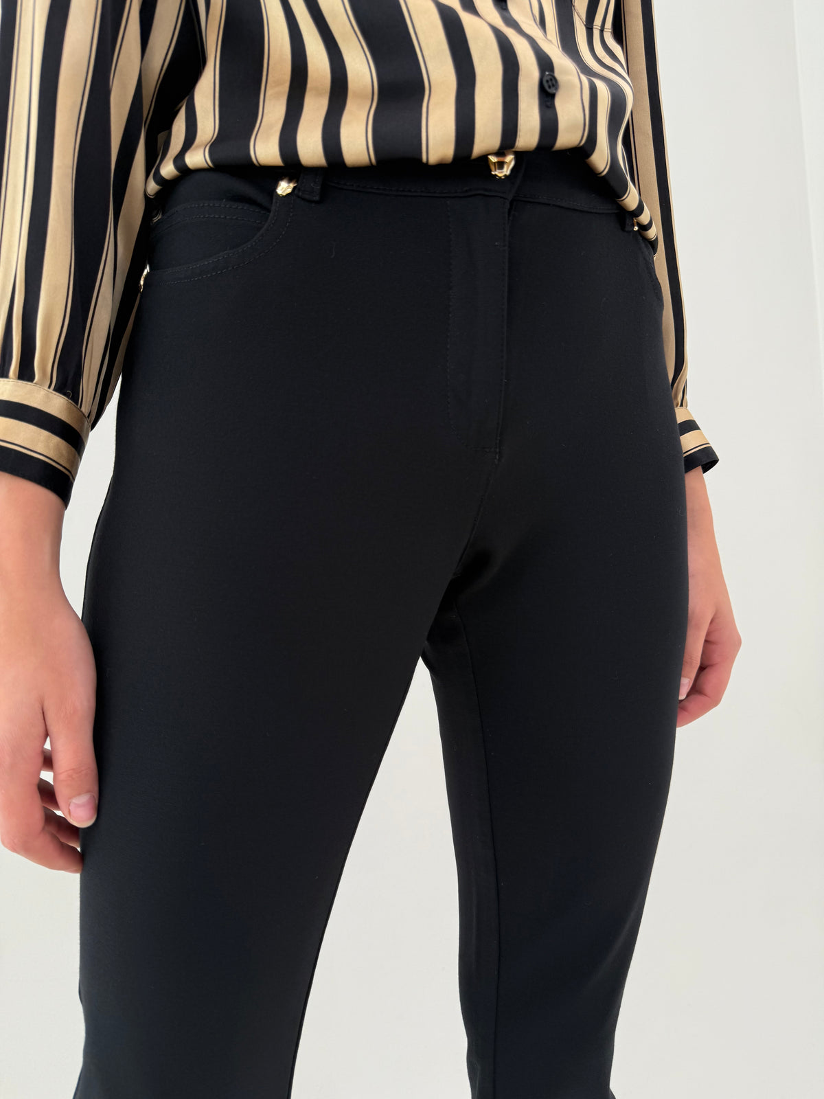 Pantaloni Cavalli negri petite din material plin ultra confort modelatori