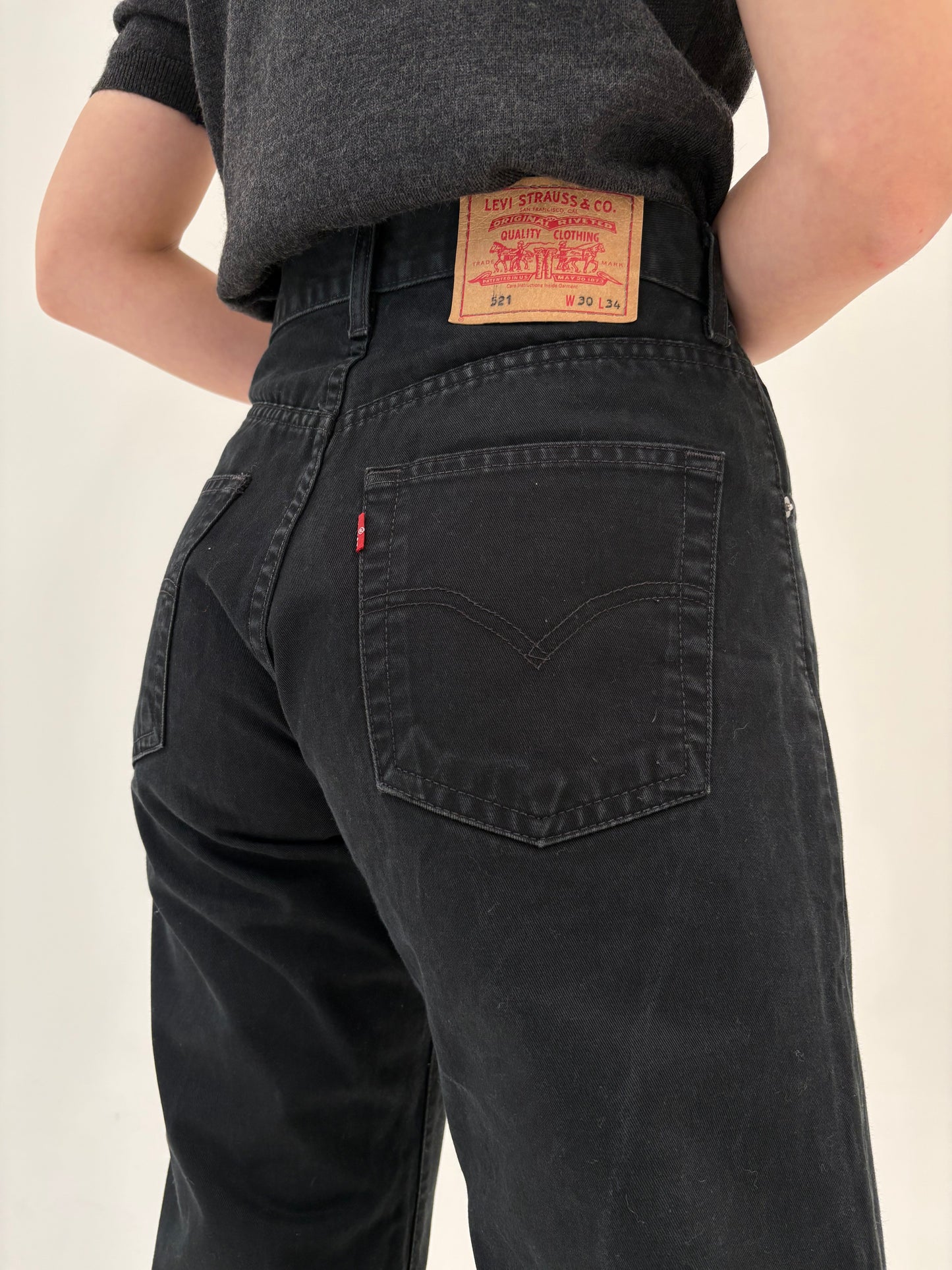 Jeans Levi’s tall modei 521 straight leg black wash