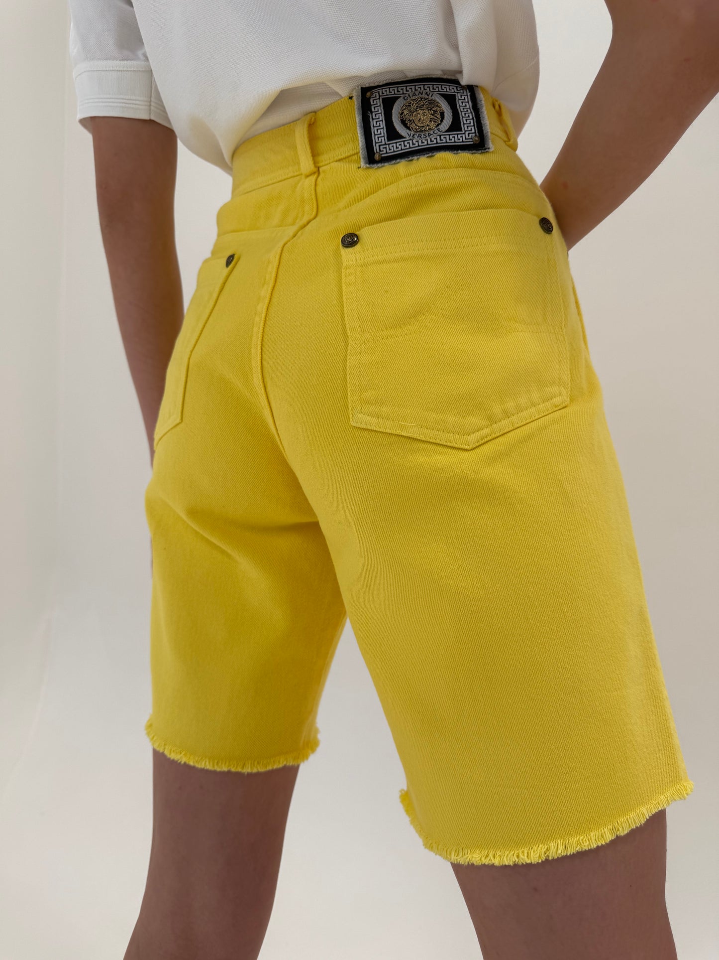 Pantaloni vintage Versace cu talie înaltă și influențe casual din bumbac