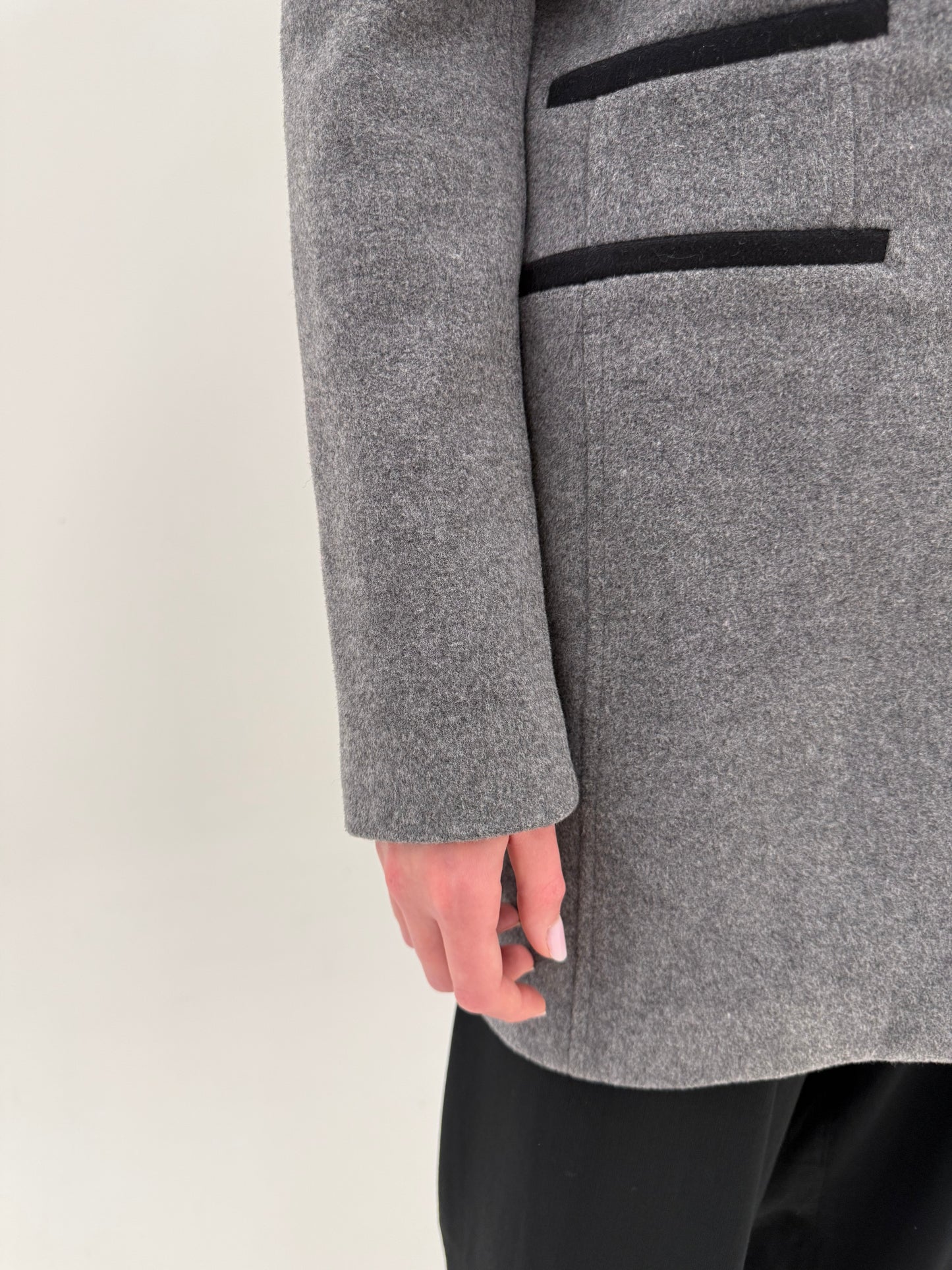 Palton din lana extrafina și cașmir scurt tall italian în croi cambrat