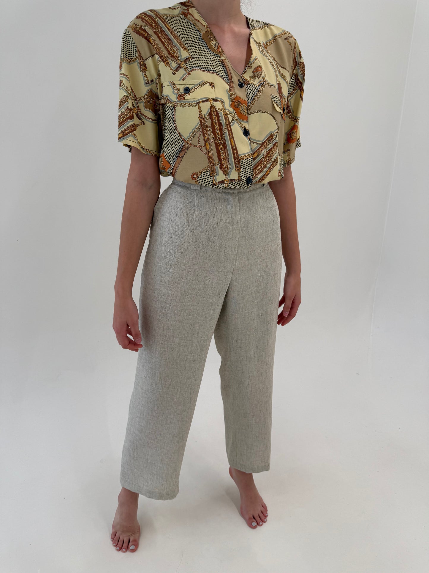 Pantaloni business din pânză vaporoasă sand nude