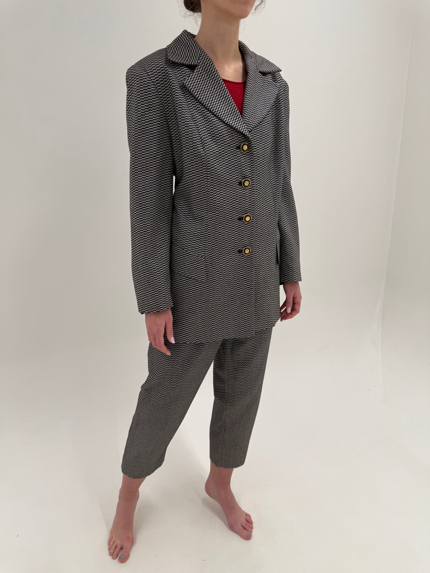 Costum vintage anii 90 de brand luxury de colecție din lana și mătase naturală