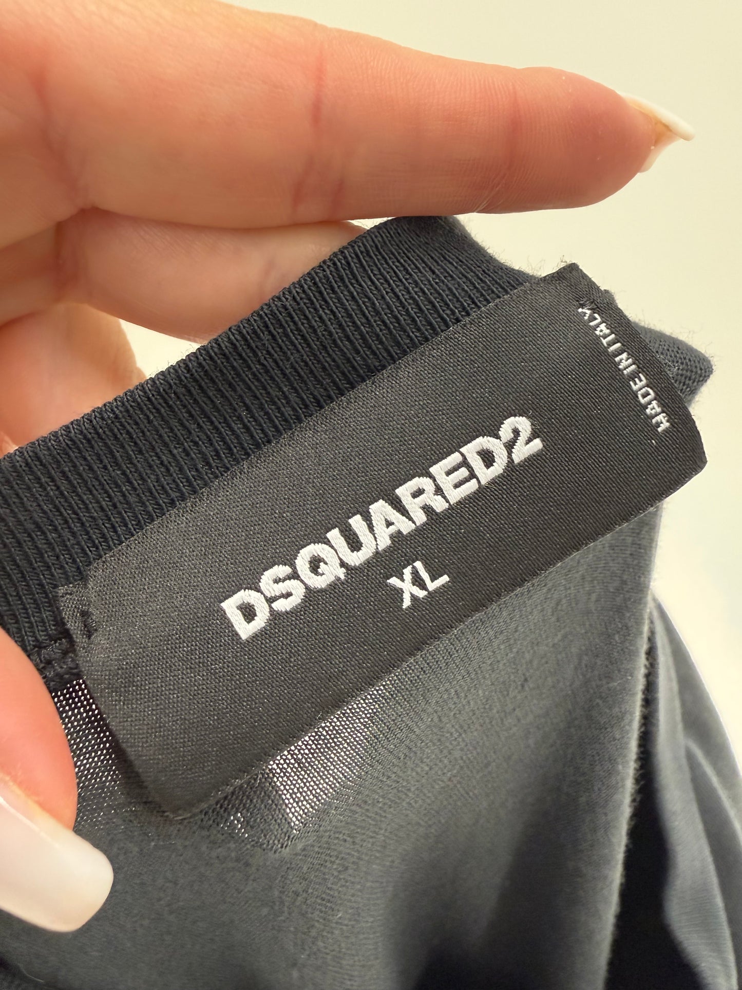 Top negru Dsquared negru din bumbac premium ultra fin excepțional