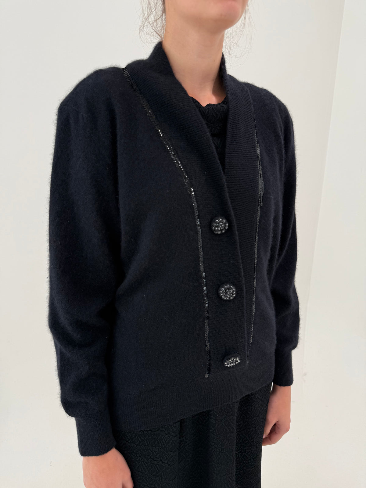 Cardigan vintage negru tip jachetă din lana extrafina și Angora cu manșete înalte