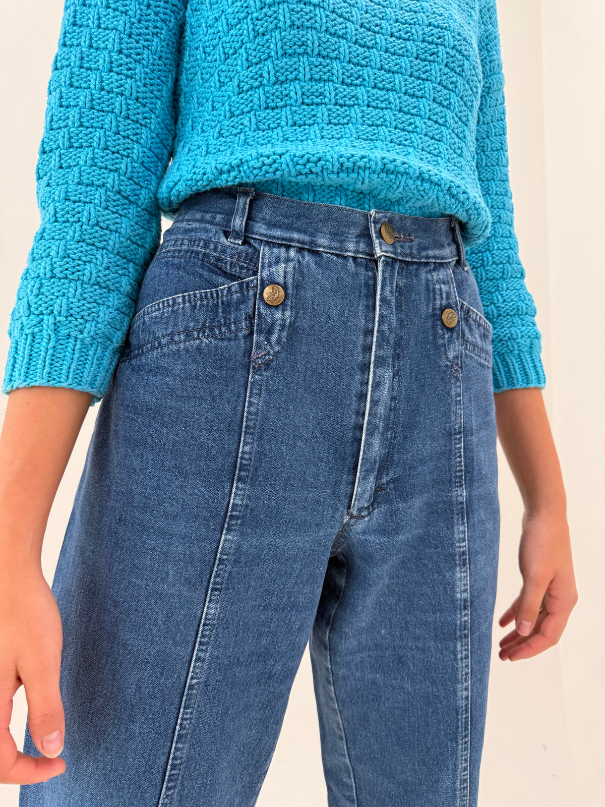 Jeans old vintage tall cu buzuznare oblice mom fit classic wash