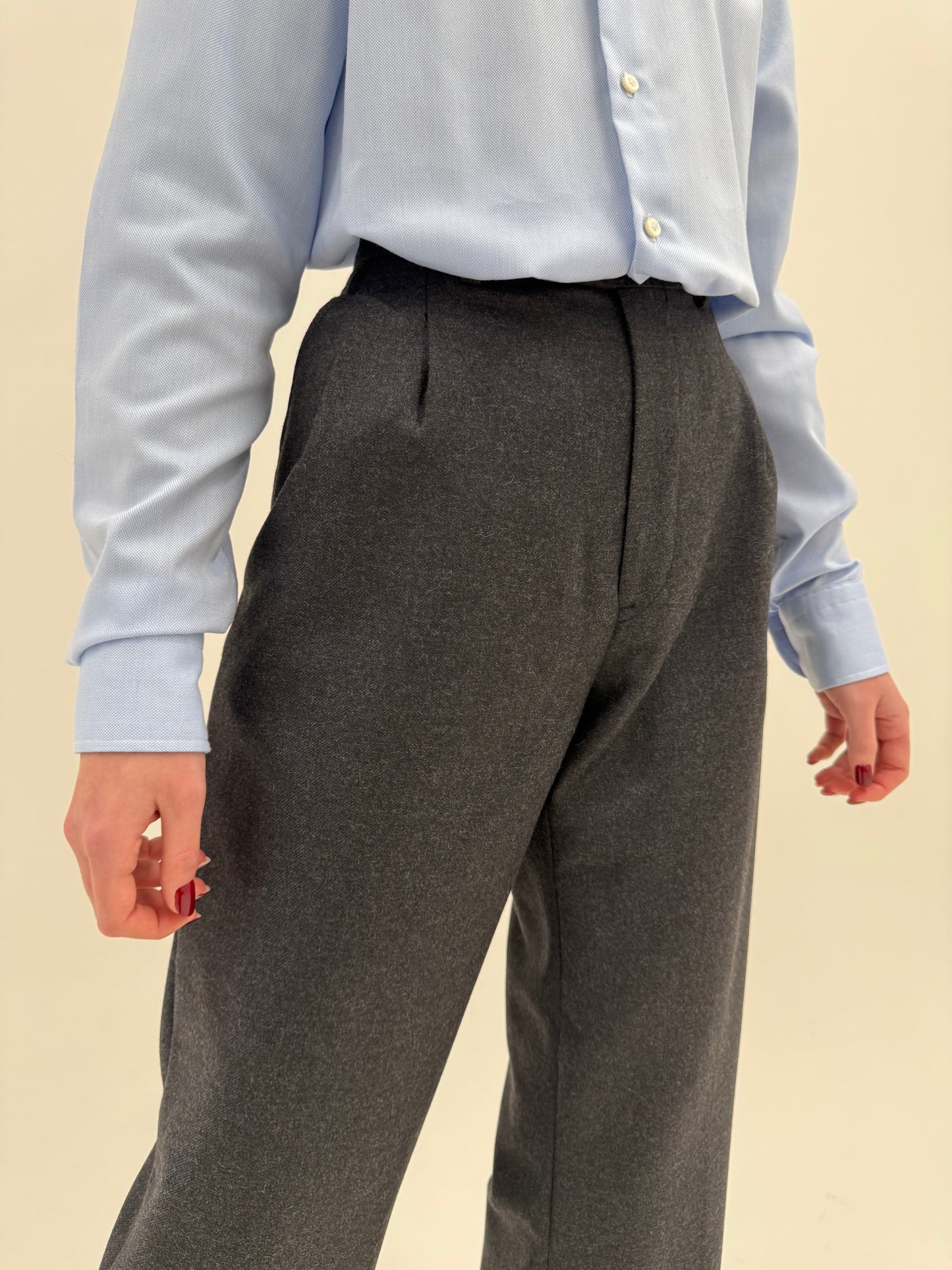 Costum italian din stofă groasa luxury de lana merino în croi actual