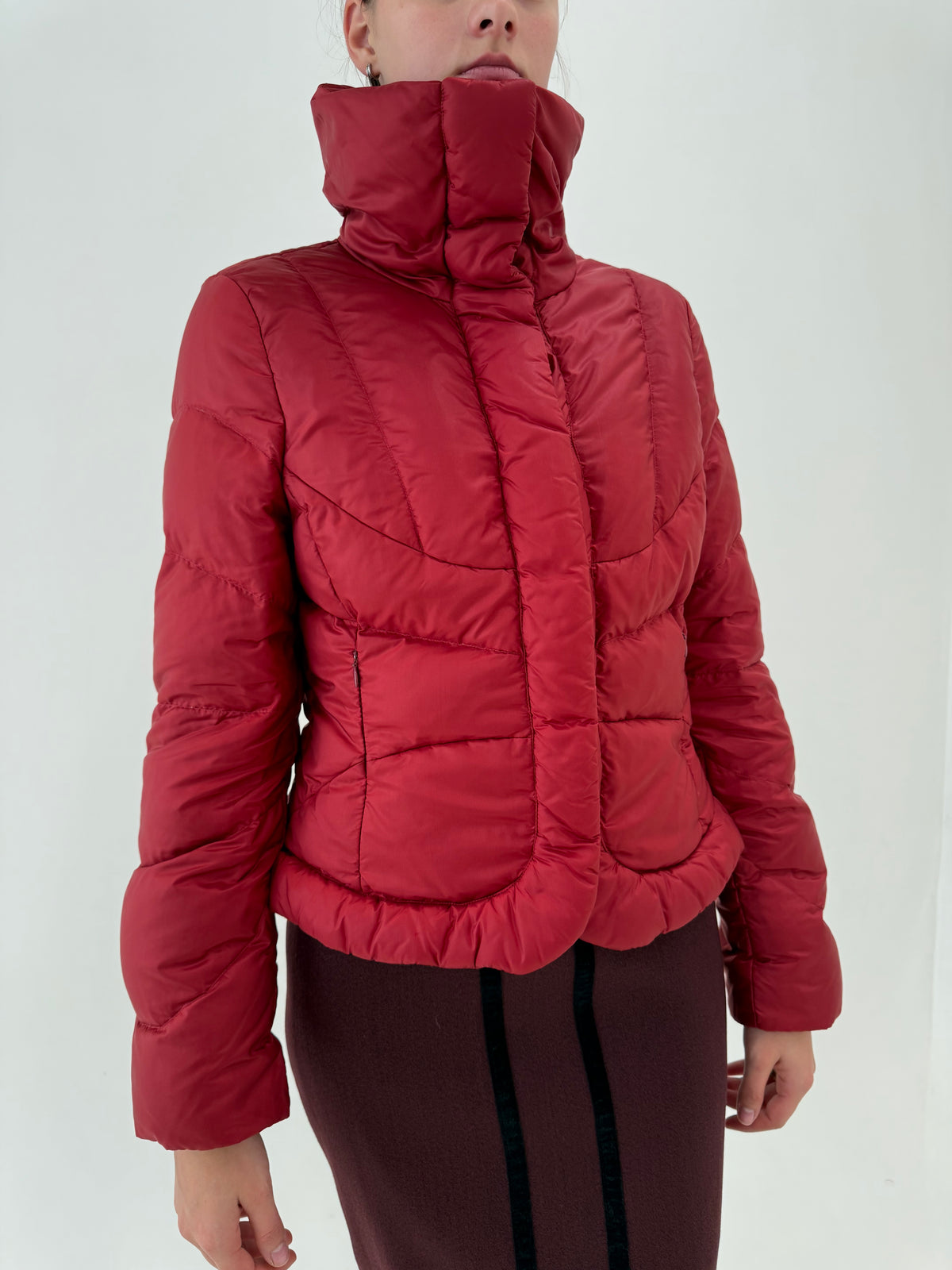Geaca cambrata Max Mara din puf  dark red