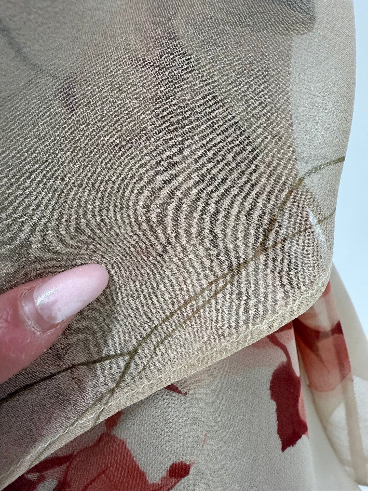 Rochie maxi în bie din mătase naturală de la zi la seară cu print floral superb