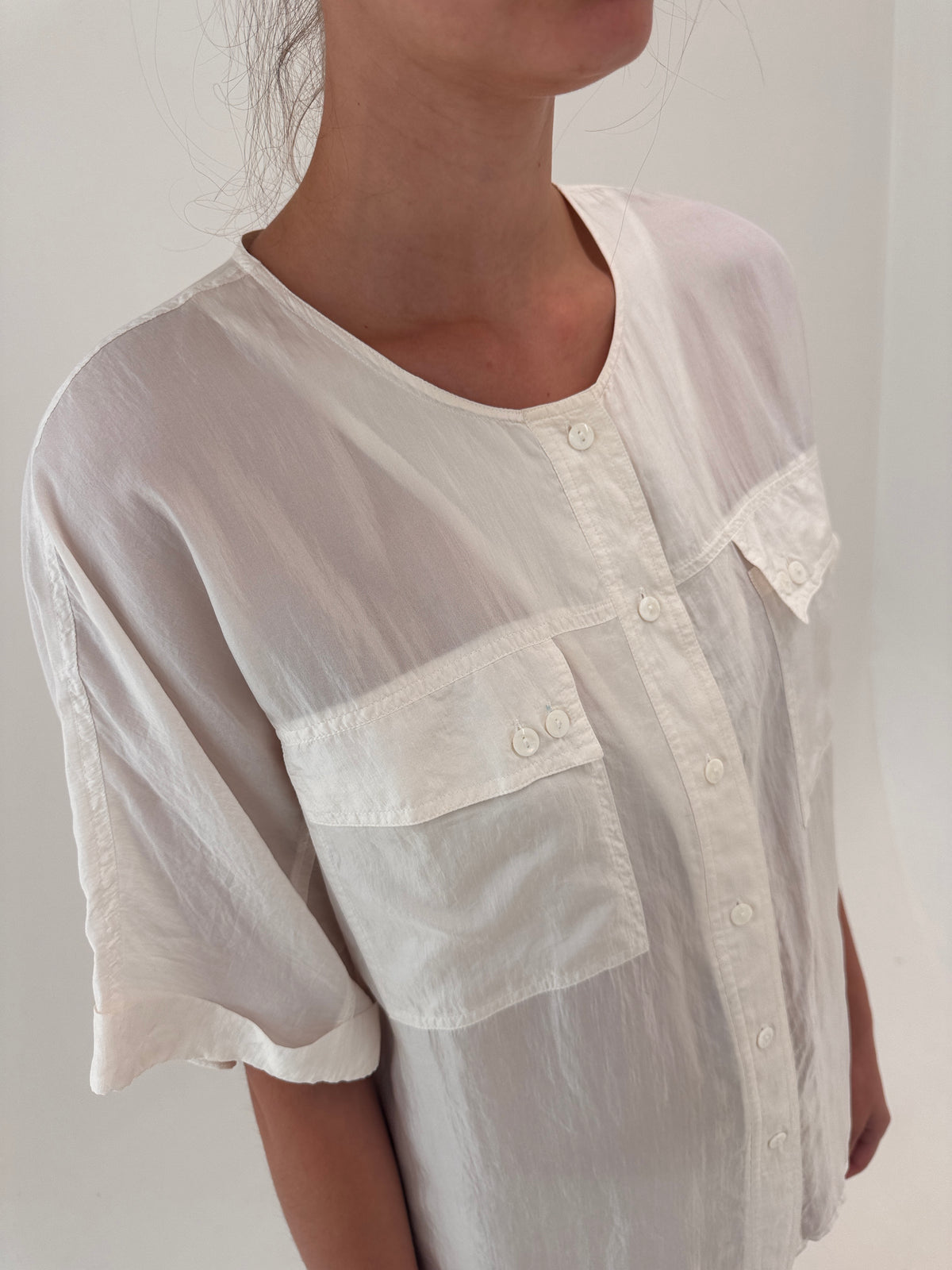Tricou din mătase naturală în croi retro modern butter white