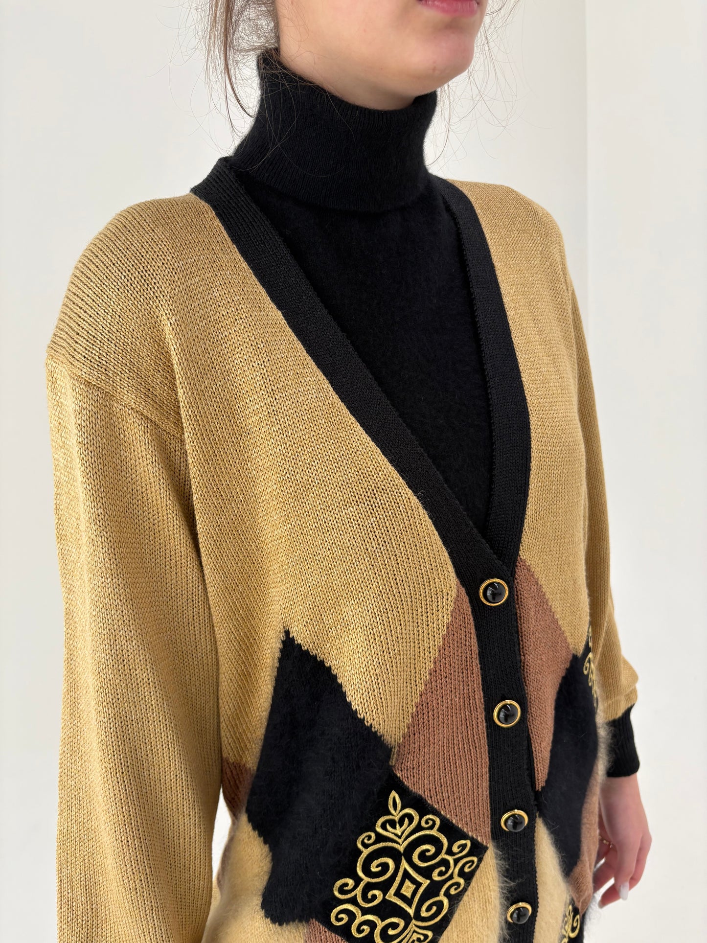 Cardigan vintage din tricot perlat camel cu o tentă pudrată de auriu cu Angora