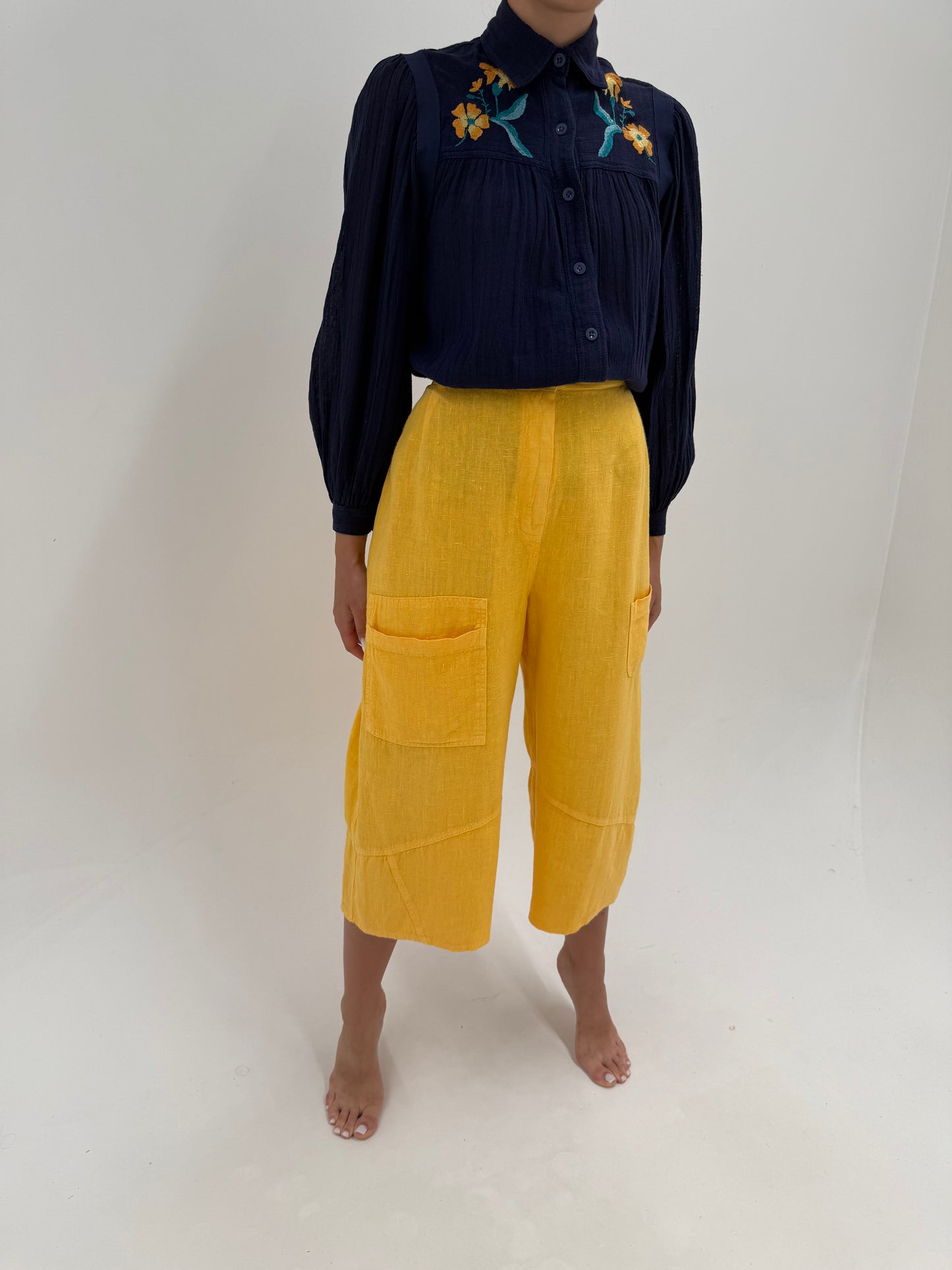 Pantaloni palazzo din pânză excepțională de in cu influențe casual