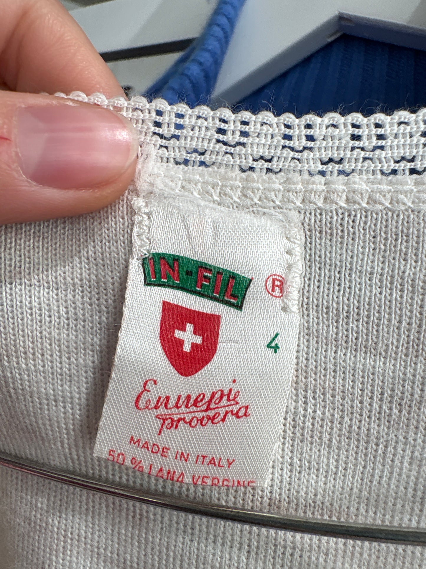 Maieu cambrat în croi lung italian din lana extrafina irestringibila