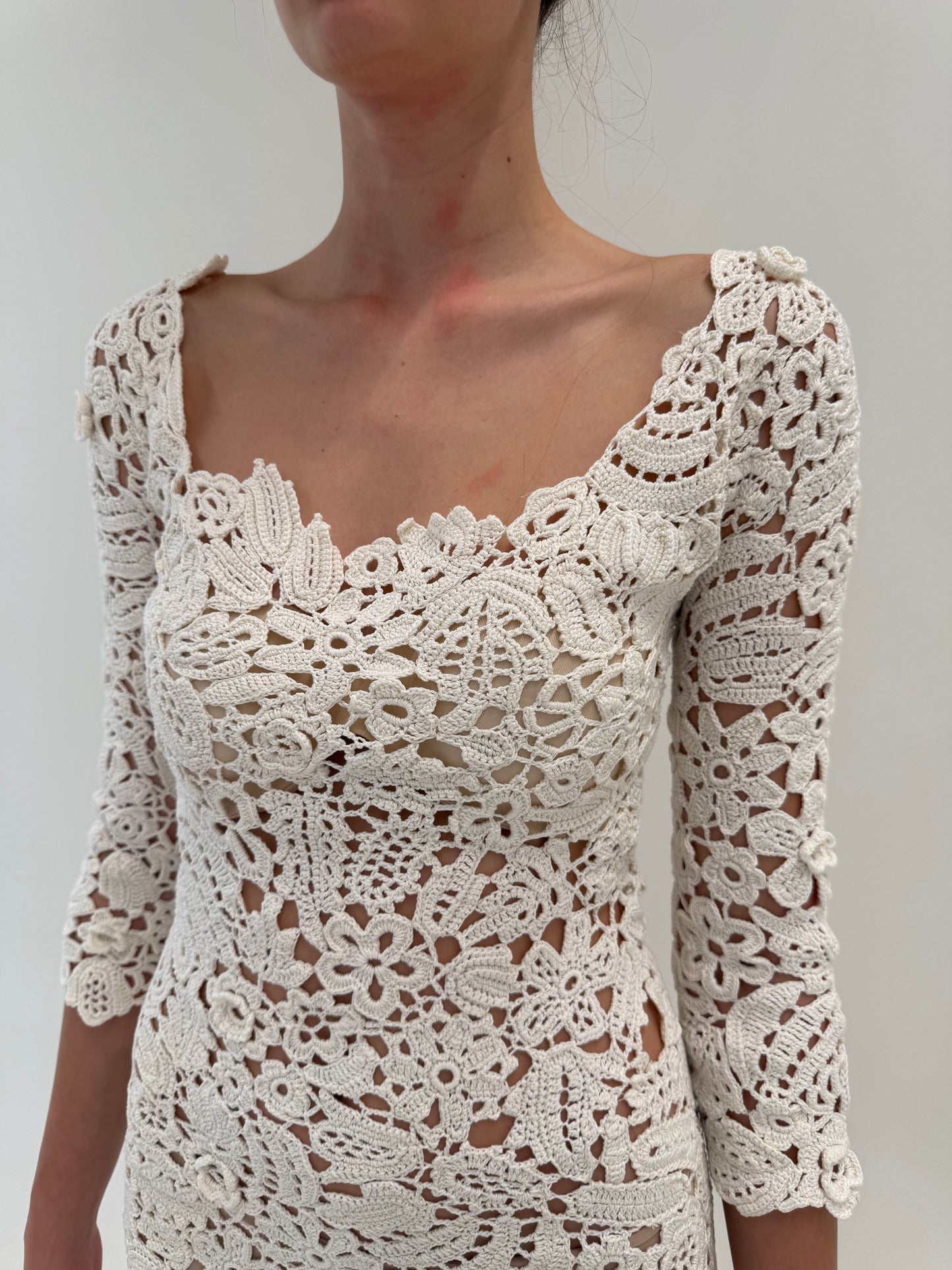 Rochie din macrame excepțional de bumbac lucrată manual