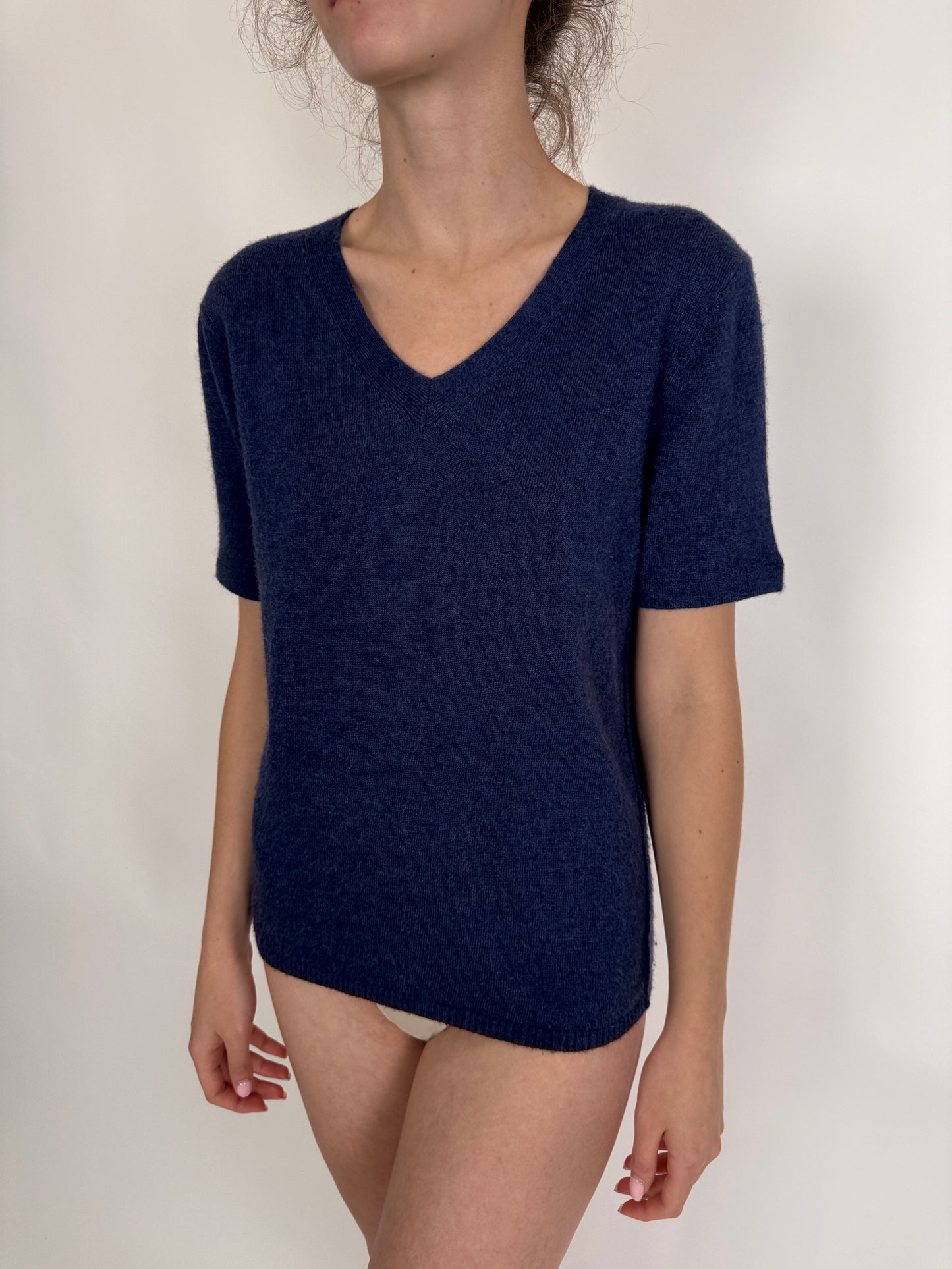 Top dark Navy în anchior din lana extrafina subțire
