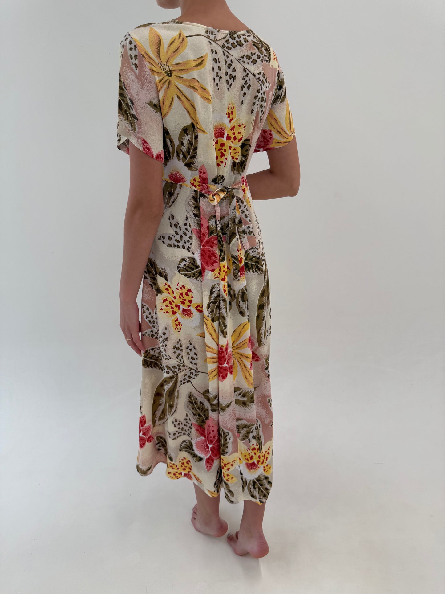 Rochie vintage maxi super vaporoasă cambrata cu talie reglabilă la spate