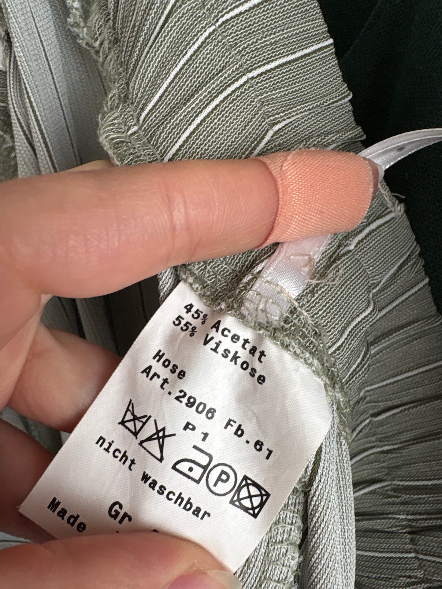 Pantaloni petite cu dungi fine verticale cu talie ultra înaltă elastică