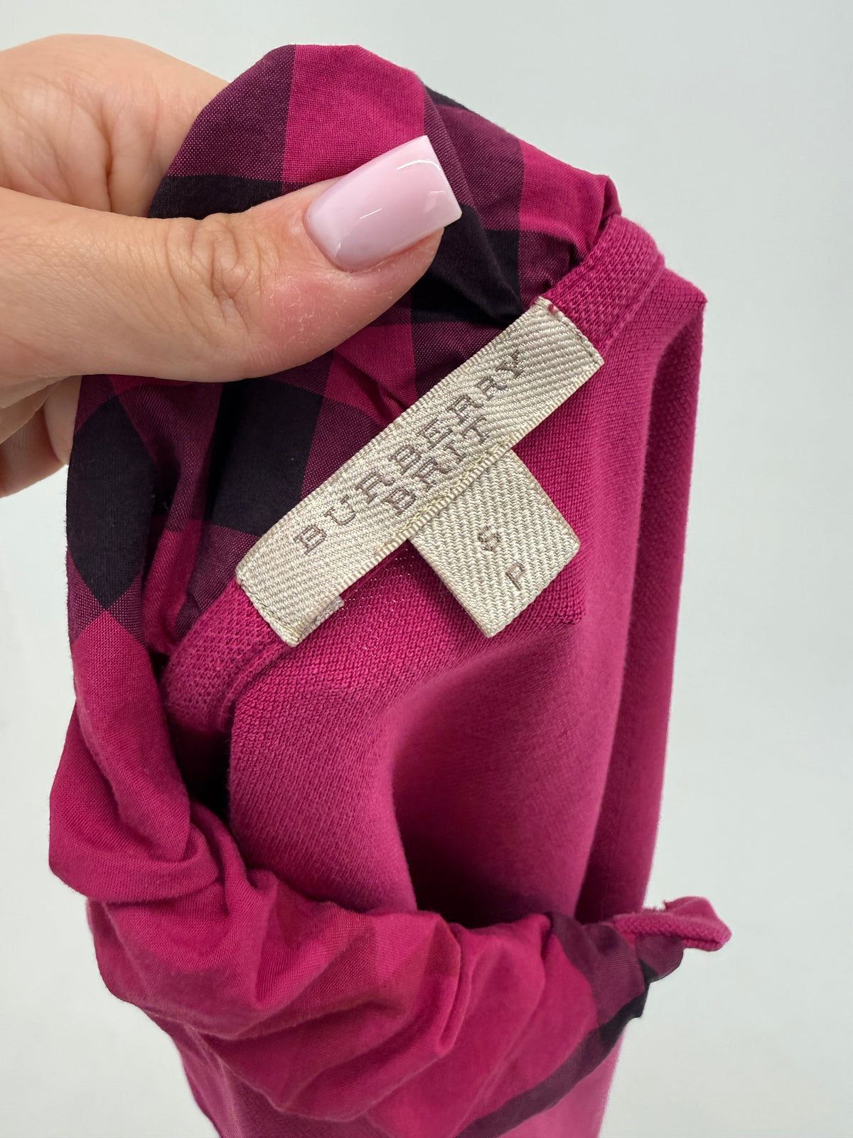 Top Burberry polo magenta din bumbac pique feminin