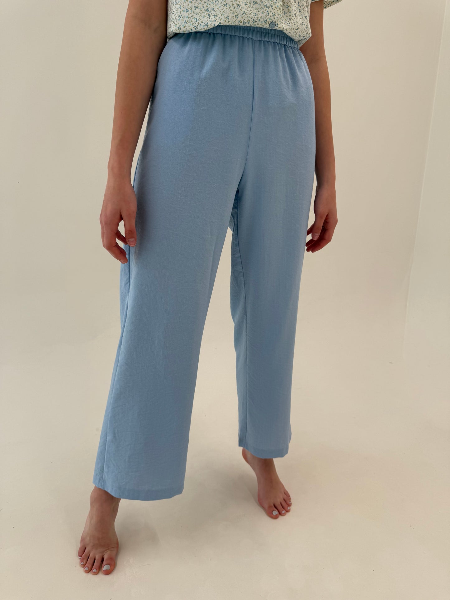 Pantaloni baby blue palazzo cu talie ultra înaltă elastică din panzica