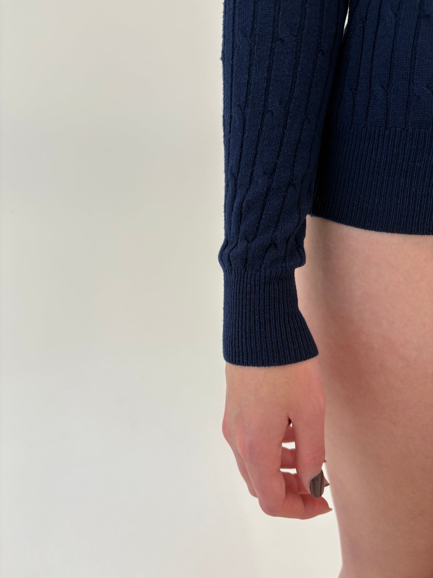 Pulover Navy în anchior cu torsade din lana merino extrafina