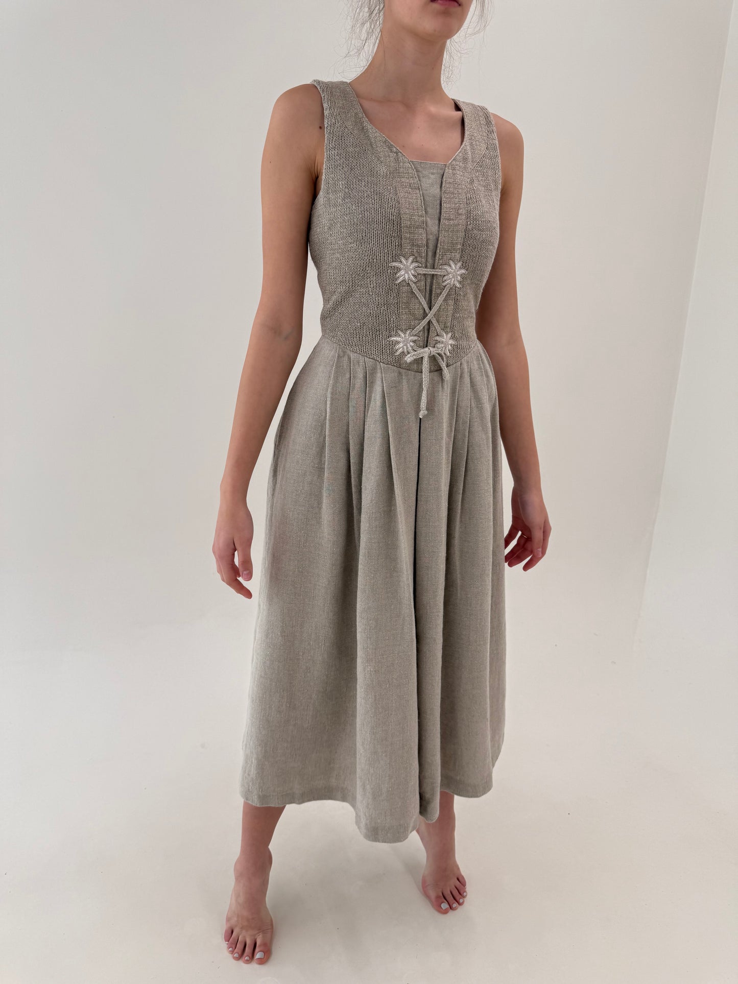 Rochie vintage maxi din pânză grea de in cu corsaj și buzunare