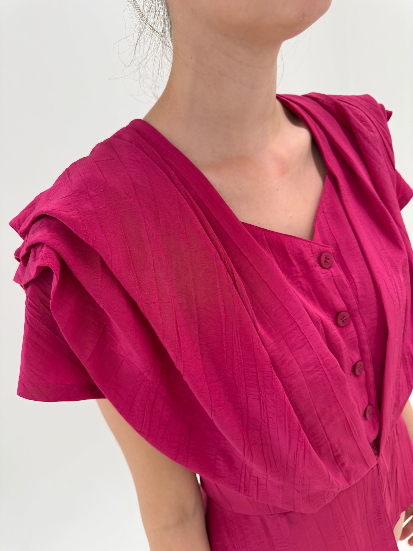 Set vintage în croi elaborat fucsia cu talie ultra marcată și fustă în petale