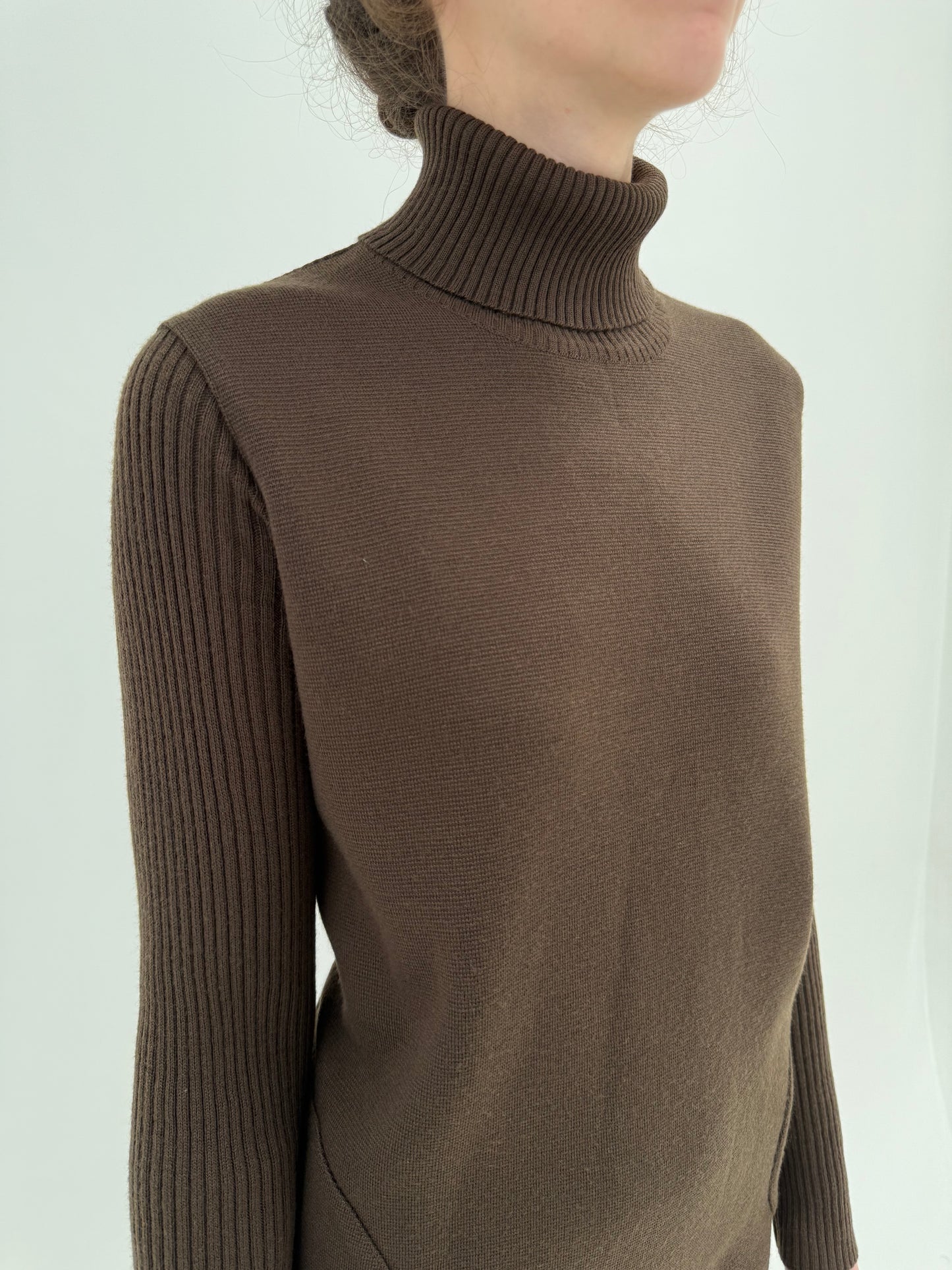 Rochie chocolate brown tip Maleta din lana merino extrafina de gramaj mare