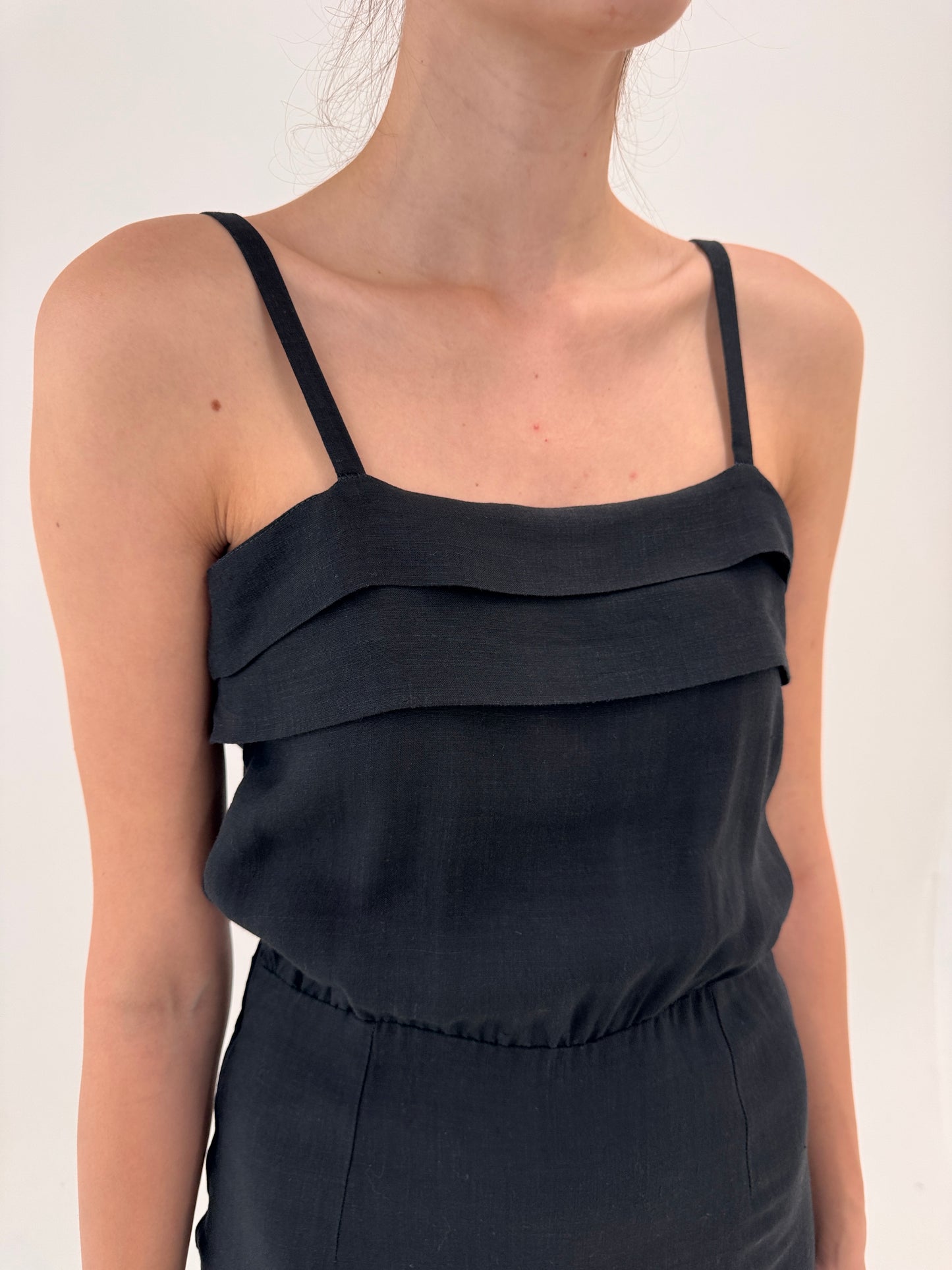 LBD vintage din pânză moale de in premium negru cu talie marcată