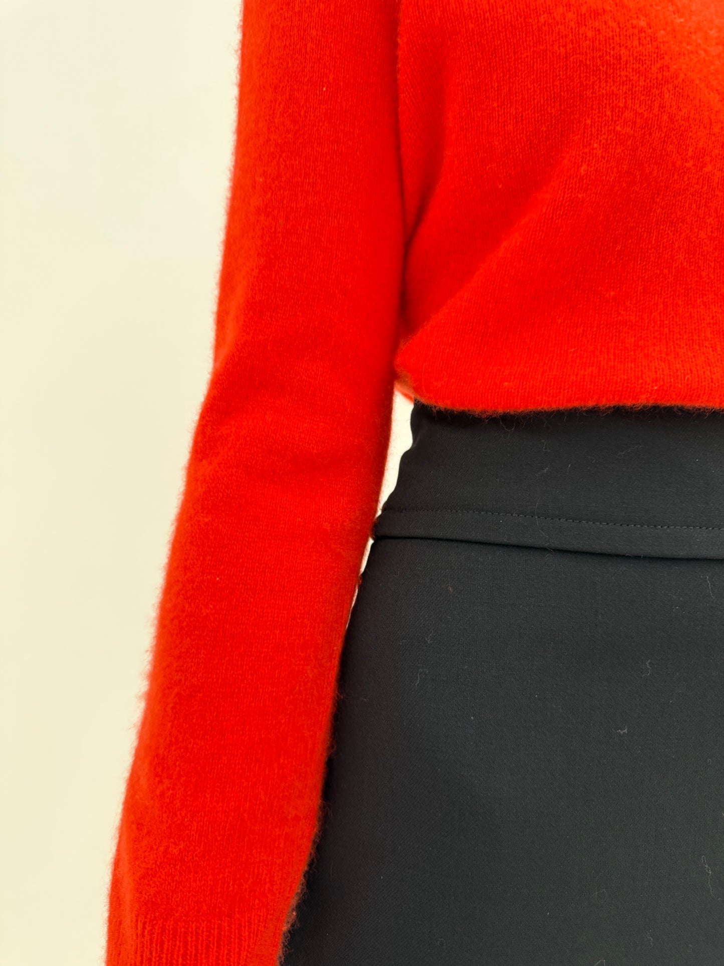 Fustă Max Mara din twill de lana extrafina de la zi la seară