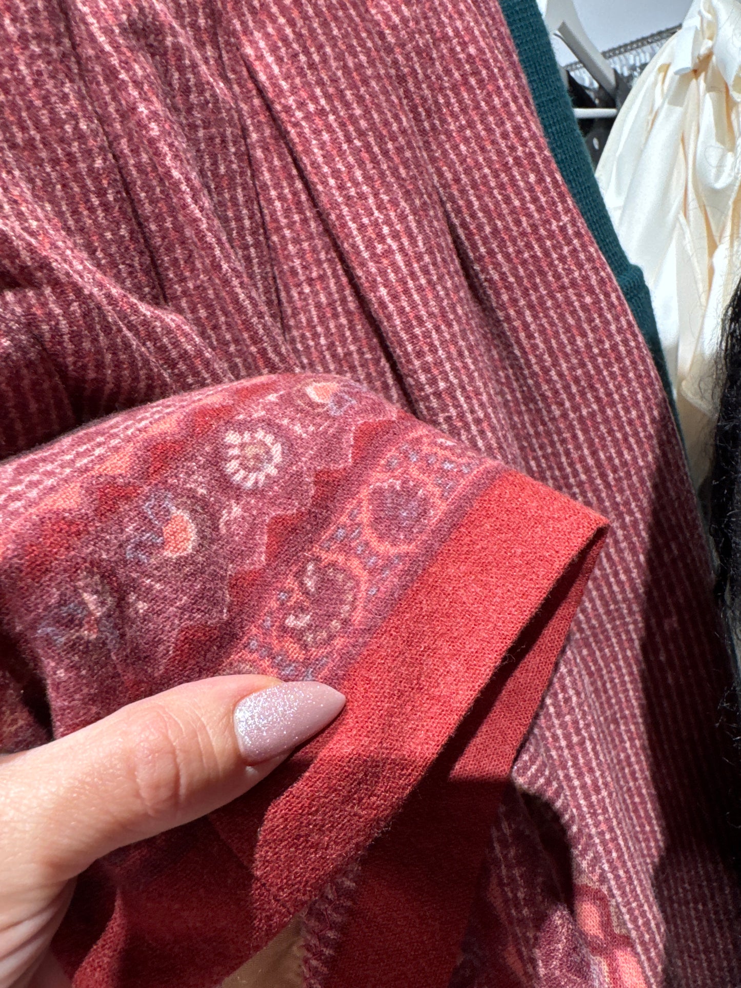 Fustă vintage superbă din stofă de lana extrafina în croi super amplu