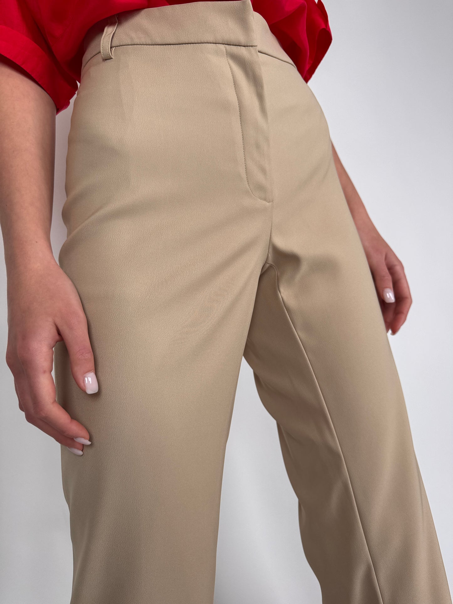 Pantaloni tall in croi drept camel tall ușor modelatori