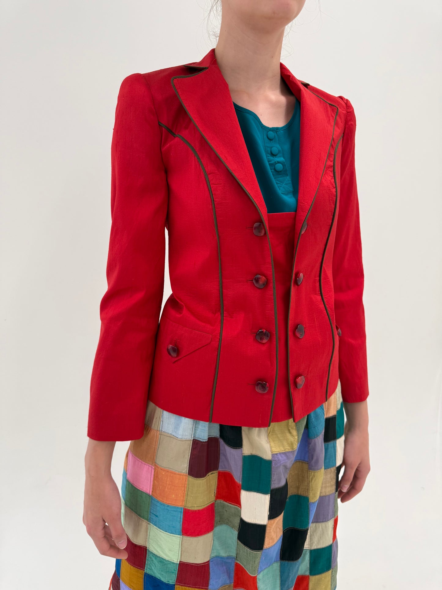 Sacou ultra cambrat din mătase naturală dupioni cherry red