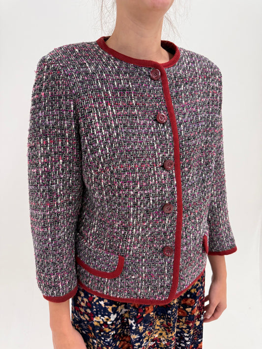Sacou vintage în stil Chanel din tweed de lana de extrafina în culori superbe cu paspoal