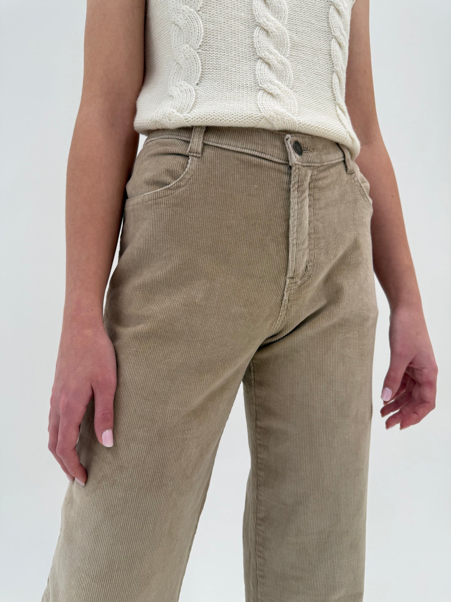 Pantaloni italienești light nude din corduroy modelator