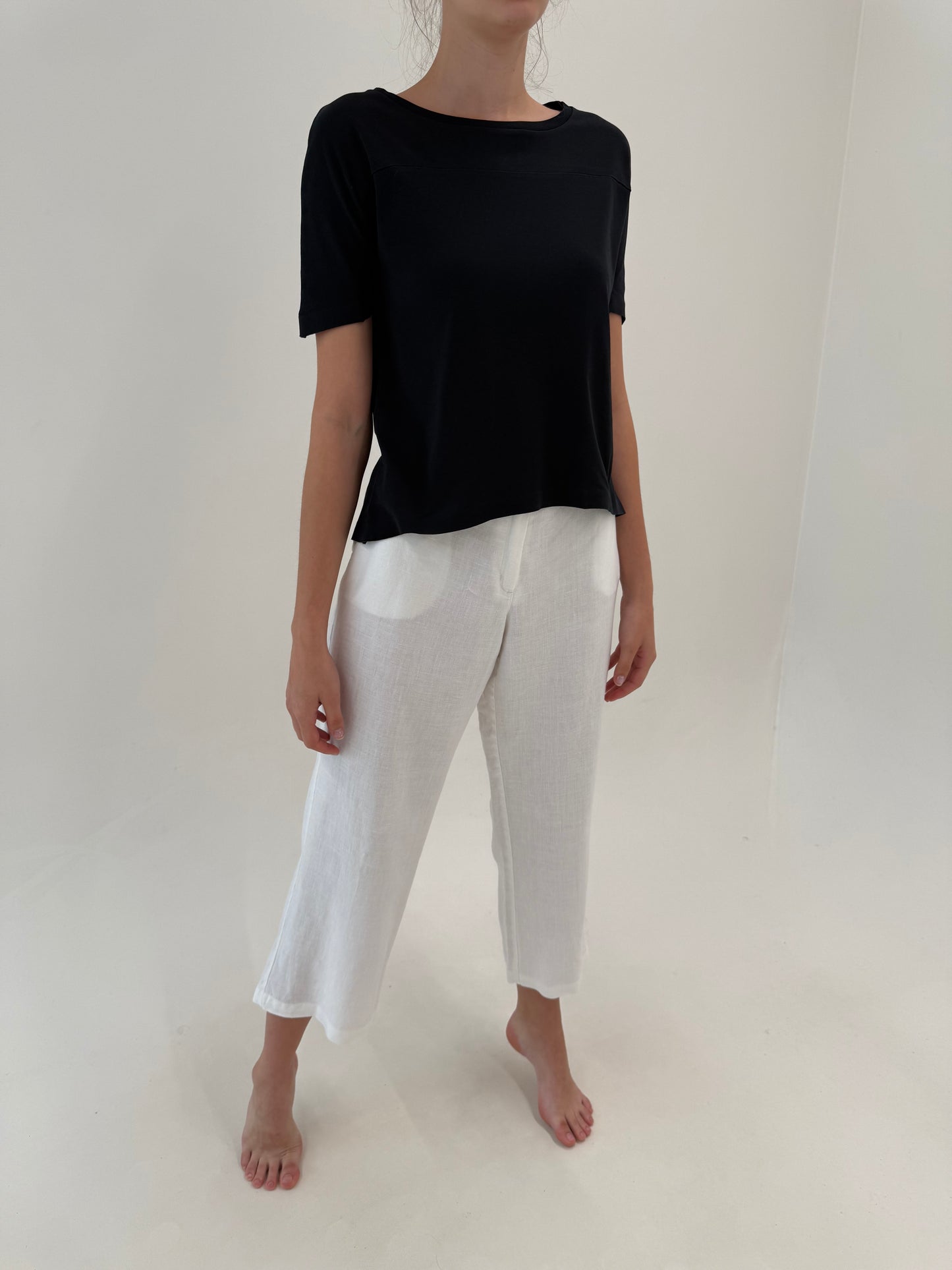 Pantaloni petite din in premium în croi drept