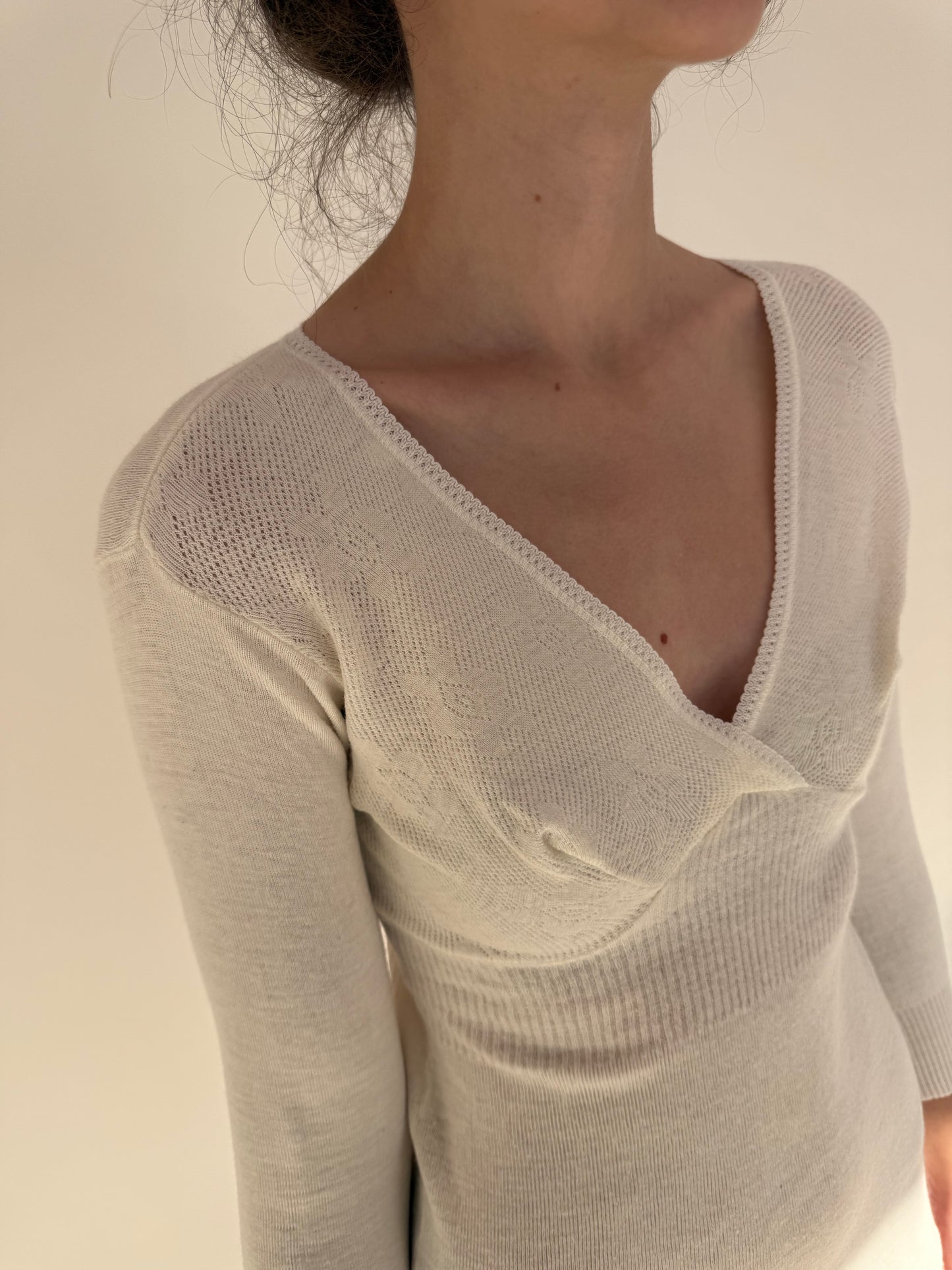 Bluză de corp italiană cambrata high end din lana extrafina irestringibila