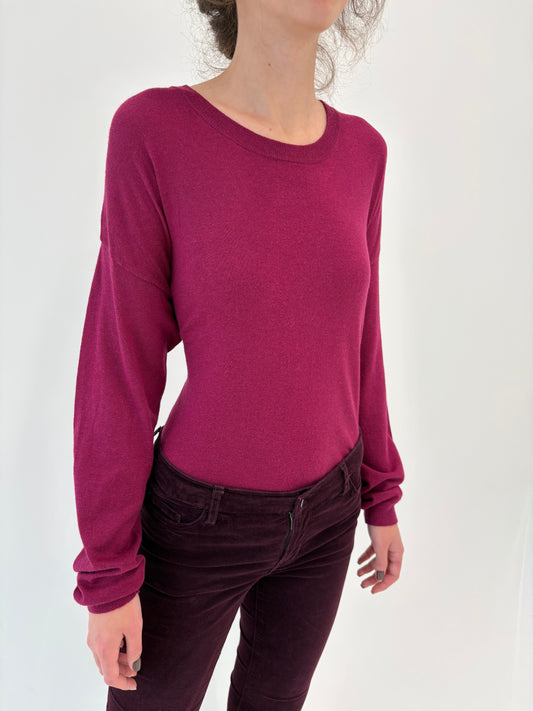Pulover tall dark fucsia din mix de lm a extrafina  în croi lejer a