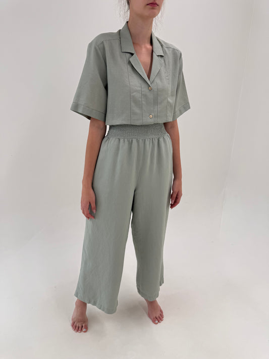 Pantaloni super vaporoși palazzo sage green din in cu talie ultra marcată elastică