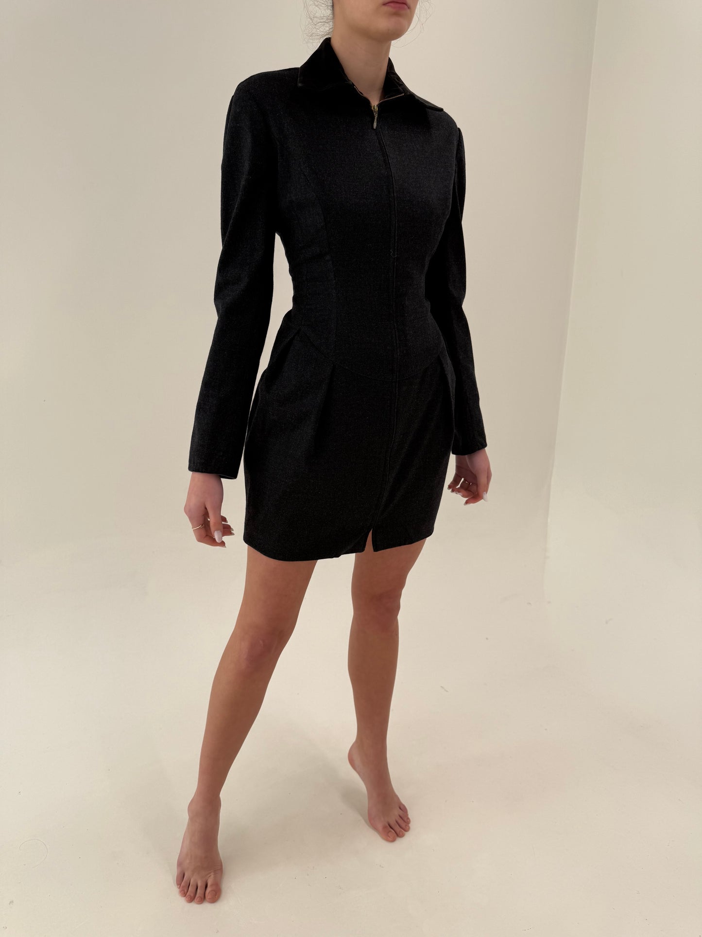 Rochie vintage in stil Mugler ultra cambrata din stofă structurată